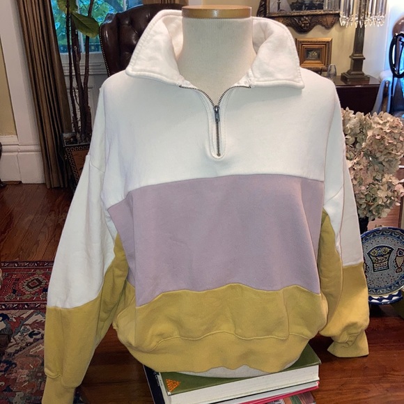 Universal Thread Tops - Universal Thread Colorblock 1/4 Zip Longsleeve Pullover Sweatshirt